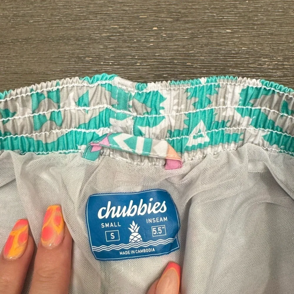Chubbies Men’s Classic Swim Trunk 5.5” Inseam The En Fuegos Aztec Pastel